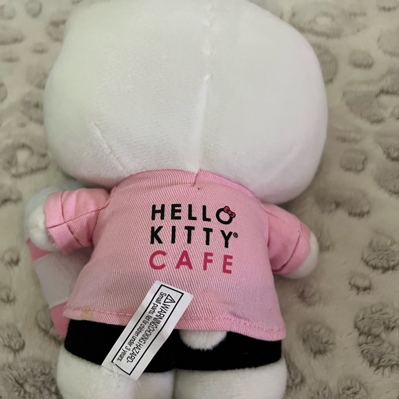 Hello Kitty items from Hello Kitty Cafe Truck from 2017 - Picture 3 of 16